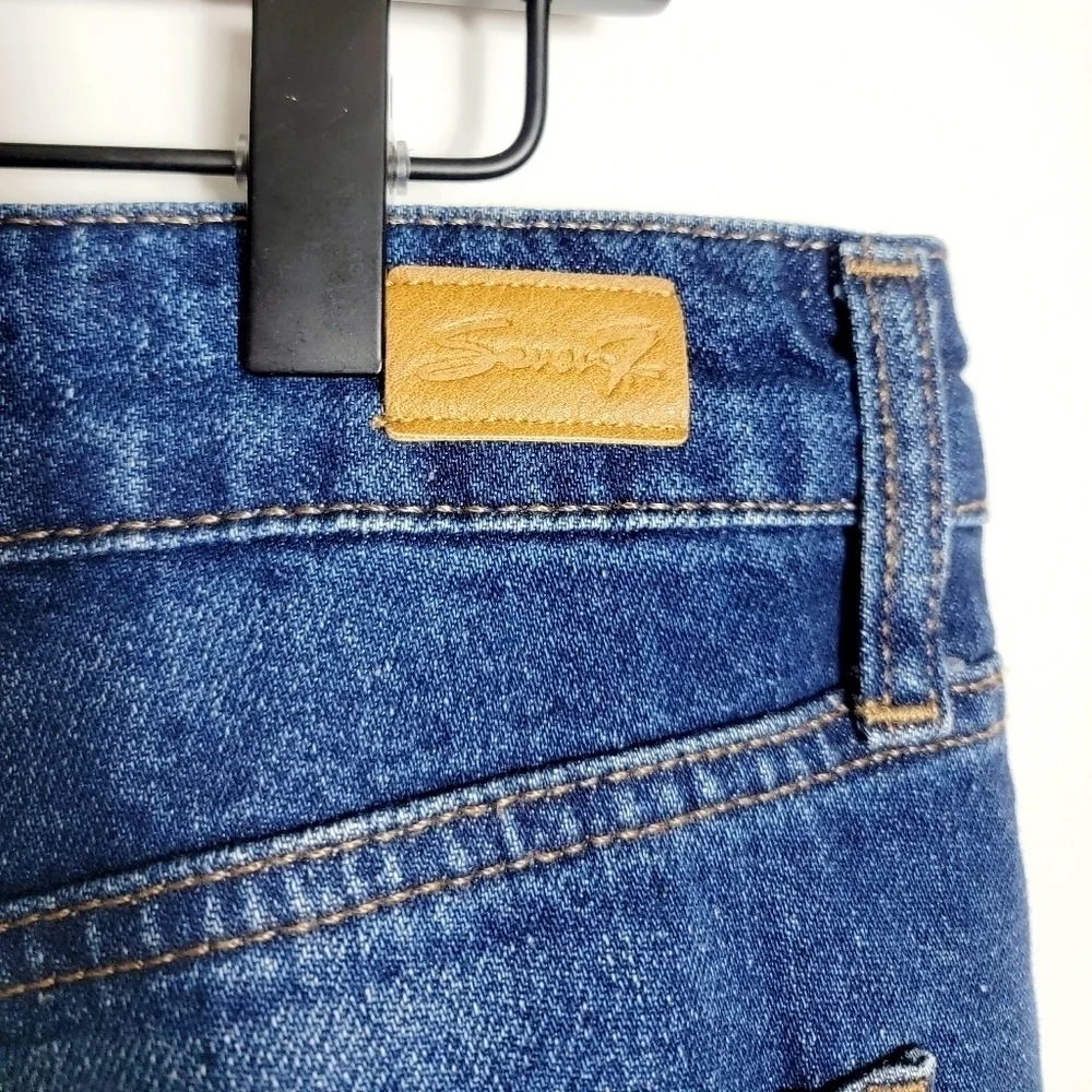 NWT Seven7 100% Cotton Roll Cuff Hem Marylin Boyfriend Women's Jean Size 6